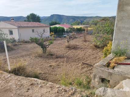 Parcela rústica en venta en Chulilla