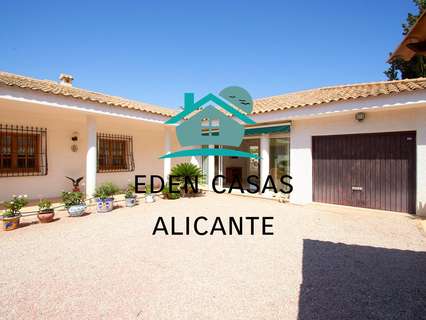 Chalet en venta en Alicante