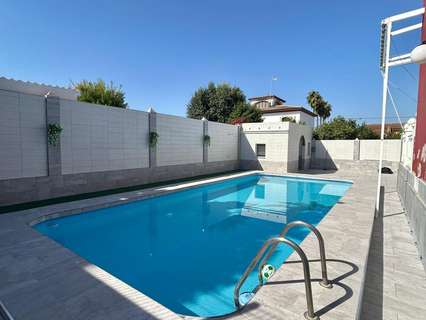 Chalet en venta en Utrera rebajado