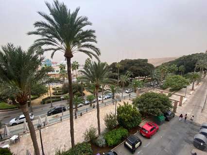 Piso en venta en Almería