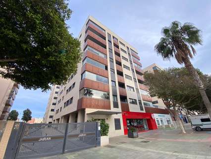 Piso en venta en Almería