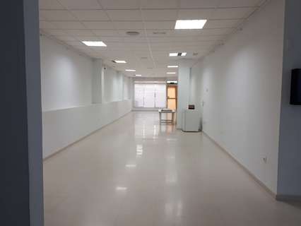 Local comercial en venta en Tomares