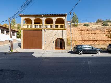 Chalet en venta en Iznalloz