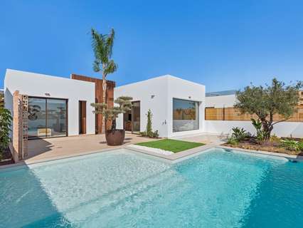 Villa en venta en Los Alcázares rebajada