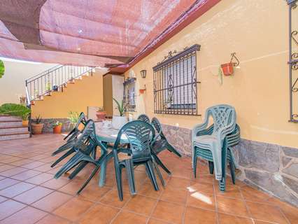 Casa en venta en La Zubia