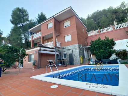 Chalet en venta en Vallirana