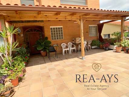 Chalet en venta en Vallirana rebajado