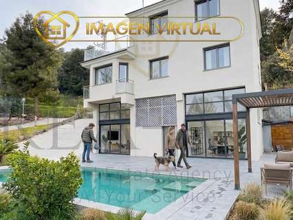 Chalet en venta en Vallirana