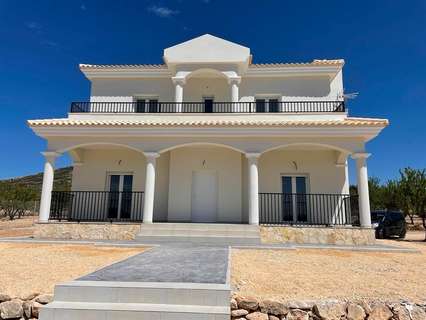 Villa en venta en Hondón de las Nieves