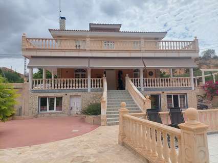 Chalet en venta en Crevillent