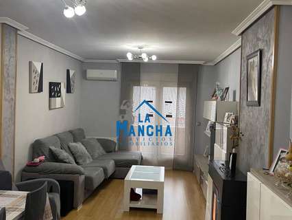 Piso en venta en La Gineta