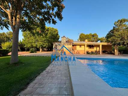 Chalet en alquiler en Albacete