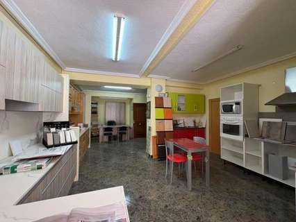 Local comercial en venta en Crevillent