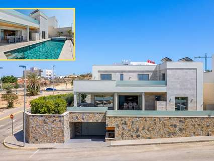 Villa en venta en Benijófar zona Benijófar