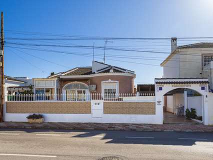 Villa en venta en Torrevieja zona Urbanización San Luis