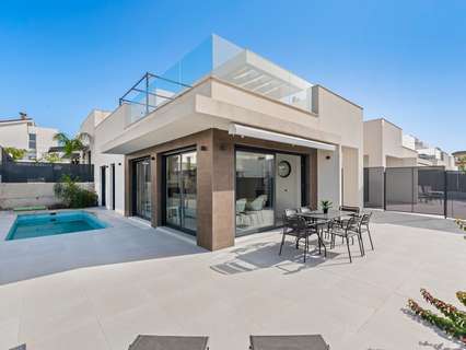 Villa en venta en San Fulgencio zona La Marina