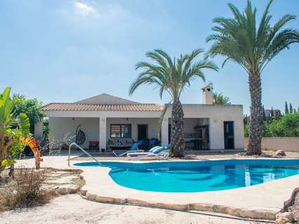 Villa en venta en Guardamar del Segura zona El Raso
