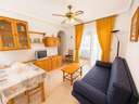 Apartamento en venta en Torrevieja zona Estacion De Autobuses