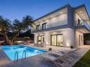 Villa en venta en Estepona zona Estepona