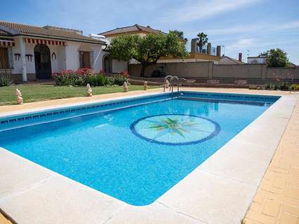 Chalet en venta en Tomares