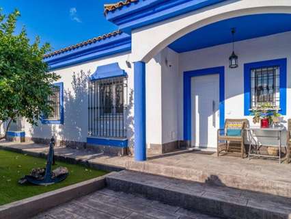 Chalet en venta en Los Barrios