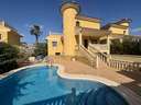Chalet en venta en Orihuela zona Orihuela-Costa