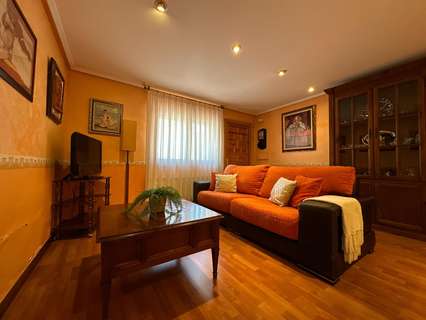 Casa en venta en La Puebla de Alfindén