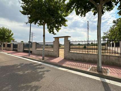 Parcela urbana en venta en Utebo