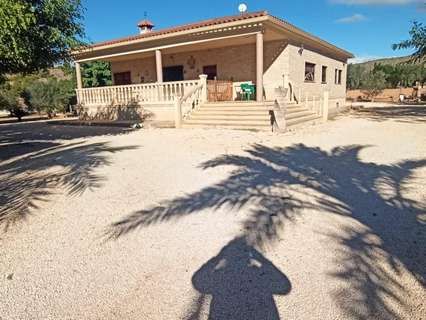 Chalet en venta en Hondón de las Nieves