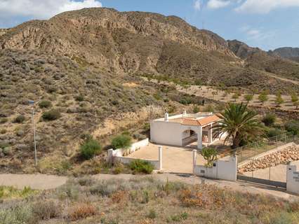 Chalet en venta en Carboneras