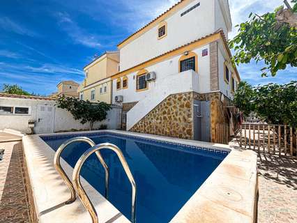 Chalet en venta en Santa Pola zona Gran Alacant rebajado