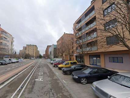 Local comercial en venta en Huesca