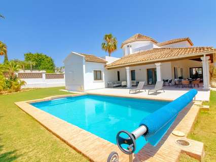 Chalet en venta en Estepona