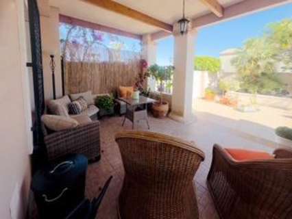 Chalet en venta en Albatera