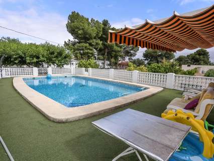 Chalet en venta en Elda