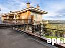 Chalet en venta en Castellar del Vallès rebajado