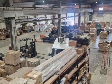 Nave industrial en venta en Montcada i Reixac
