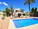 Villa en venta en Teulada zona Moraira