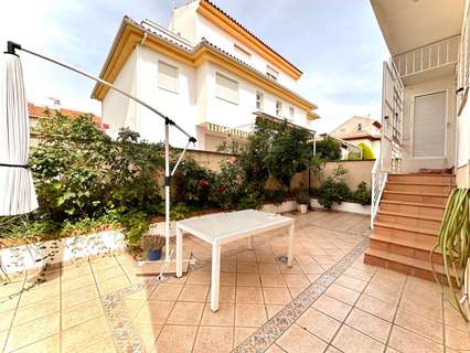 Casa en venta en Armilla