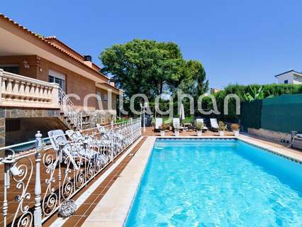 Chalet en venta en Serra