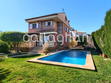 Chalet en venta en Paterna