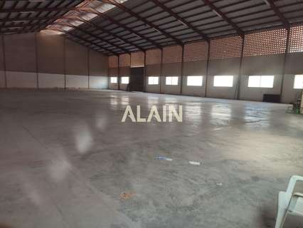 Nave industrial en alquiler en La Pobla de Vallbona rebajada