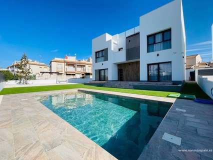 Villa en venta en Torrevieja zona Aguas Nuevas 1
