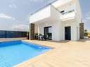 Villa en venta en Orihuela zona Vistabella Golf rebajada