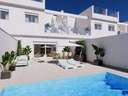 Casa en venta en Los Alcazares zona Serena Golf
