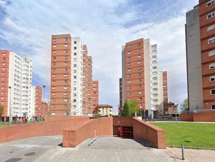 Plaza de parking en venta en Barakaldo rebajada