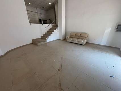 Local comercial en alquiler en Benetússer