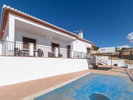 Chalet en venta en La Zubia