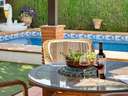 Chalet en venta en Jun