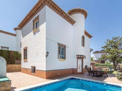 Chalet en venta en La Zubia